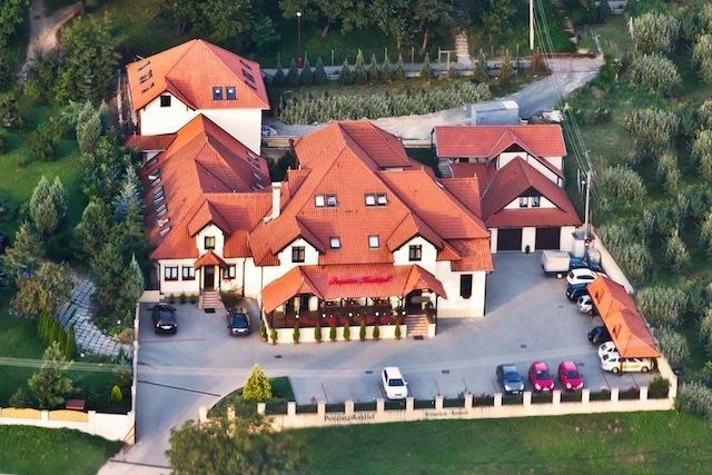 Penzion Kastiel Велкий Крътиш Екстериор снимка